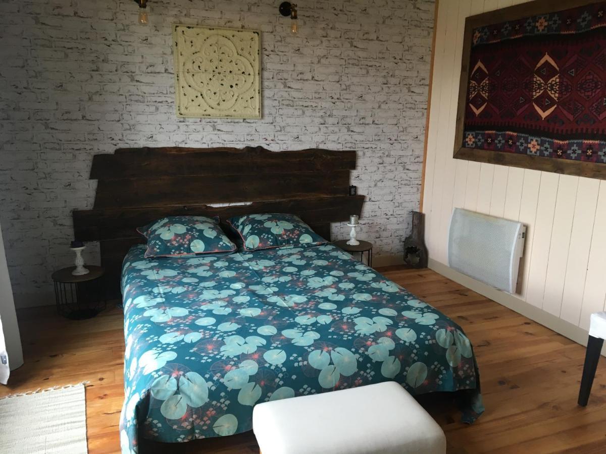 Le Phare32 Bed & Breakfast Barran Dış mekan fotoğraf